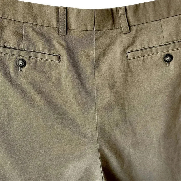 Cutter & Buck Classic Chino Golf Pleated Casual Shorts Size 33 Oyster Green - Picture 9 of 14